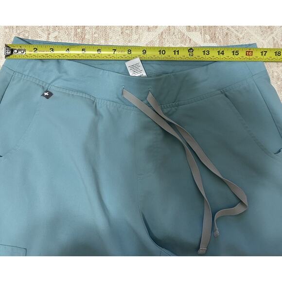Lot of 3 FIGS Joggers Scrub Pants Women's Size Large & Large/P Excellent Cond! - Picture 5 of 16